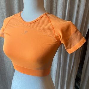 Gym shark crop top